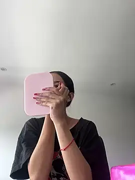 salome-brown online show from 01.28.25