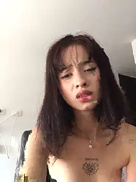 salome-brown online show from 02.11.25