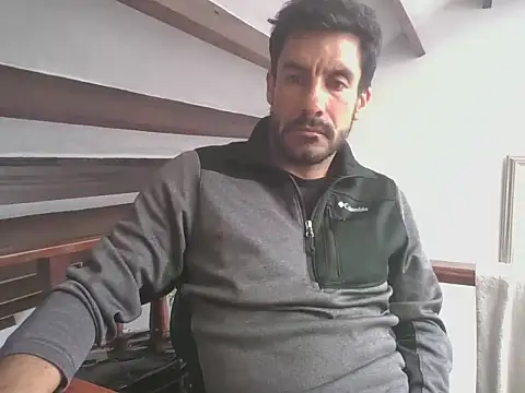 elkike1980 online show from 05.21.26