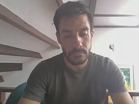elkike1980 online show from 05.26.26