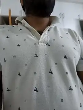 Snapshot of playboy_30 chatting on 10.29.25 playboy 30 online show from 10.29.25