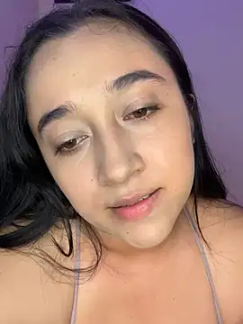 Snapshot of cata_megan chatting on 01.09.25 cata megan online show from 01.09.25