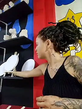 LorenRosse online show from 02.13.25