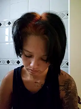 LorenRosse online show from 09.28.25