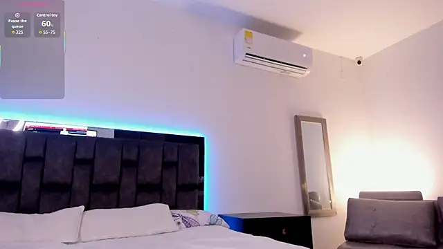 Sthef Castle online show from 11.18.25