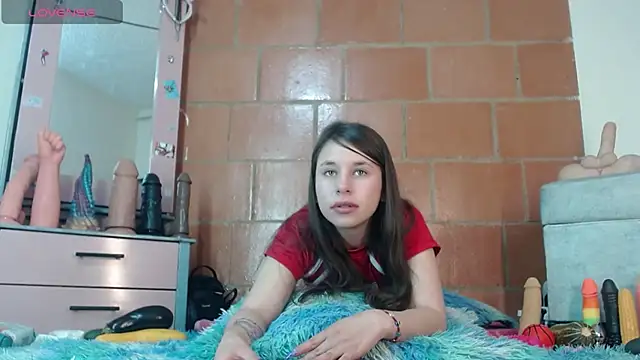 Snapshot of RubyEmerald chatting on 02.13.26 RubyEmerald online show from 02.13.26