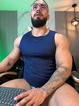 Snapshot of jaxon_colton chatting on 02.04.26 jaxon colton online show from 02.04.26