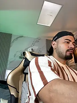 Snapshot of jaxon_colton chatting on 02.26.26 jaxon colton online show from 02.26.26