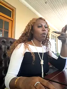 YourDreamLady22 online show from 01.28.25