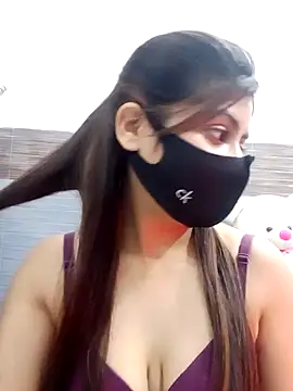 Hoty-Shivangi online show from 12.15.24