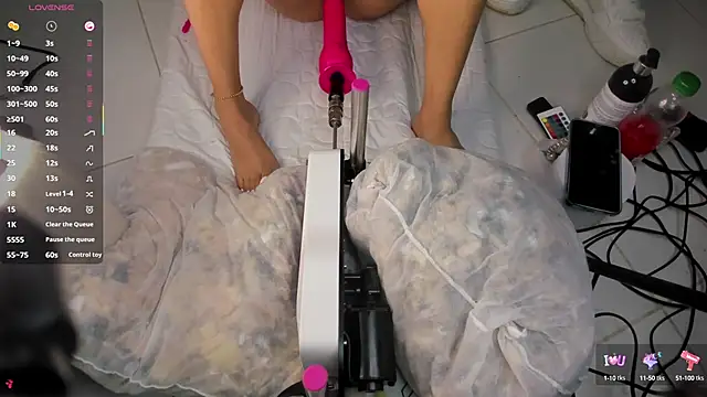 Snapshot of Daila_20_ chatting on 02.25.25 Daila 20 online show from 02.25.25