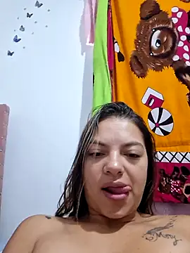 Snapshot of Daila_20_ chatting on 10.30.25 Daila 20 online show from 10.30.25