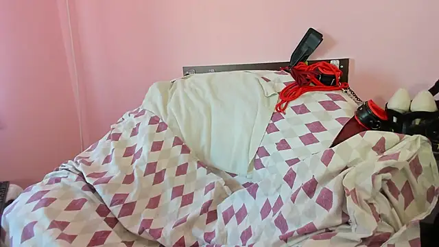 HotSweetAngel online show from 02.24.25