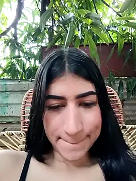 Julix A online show from 03.02.25