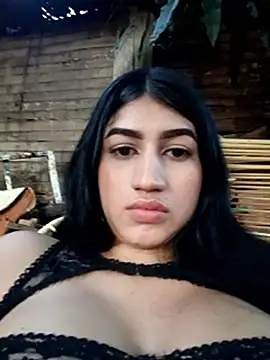 Julix A online show from 09.14.25