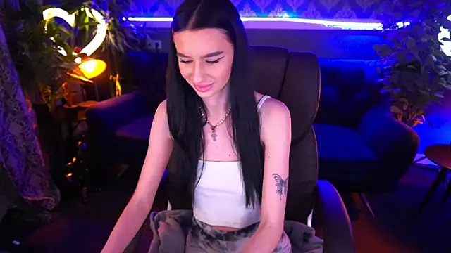 Snow WhiteeeX online show from 01.24.25