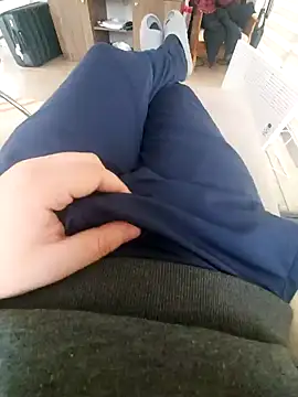 Snapshot of reelciii21 chatting on 12.28.24 reelciii21 online show from 12.28.24