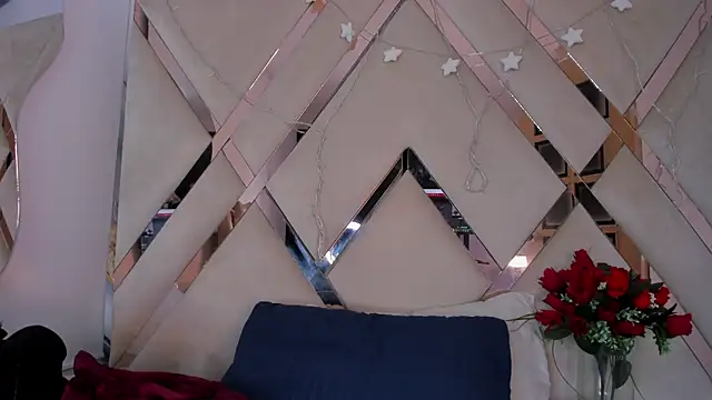 ninaht online show from 01.10.26