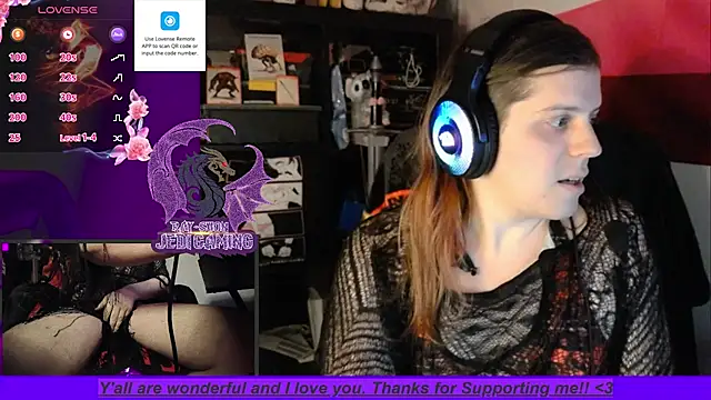 Snapshot of Rae-Suon chatting on 01.08.25 Rae-Suon online show from 01.08.25