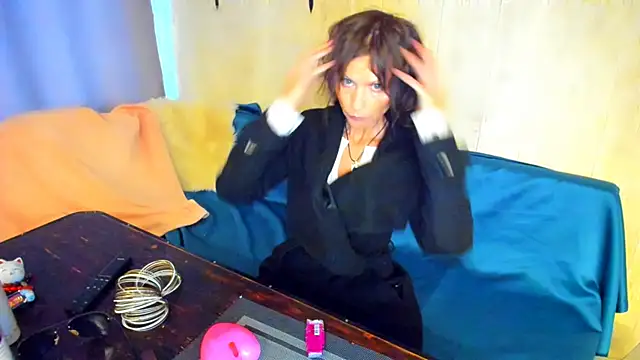 Elizabe th online show from 06.24.26