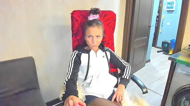 Elizabe th online show from 07.24.26