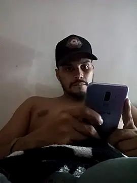 Snapshot of Dilan_1994 chatting on 12.02.25 Dilan 1994 online show from 12.02.25