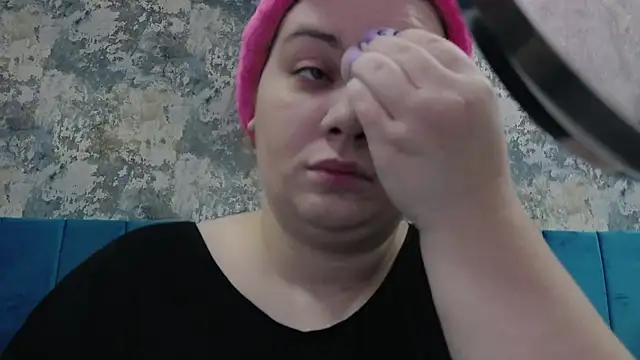 MelanieBrownn online show from 01.09.25