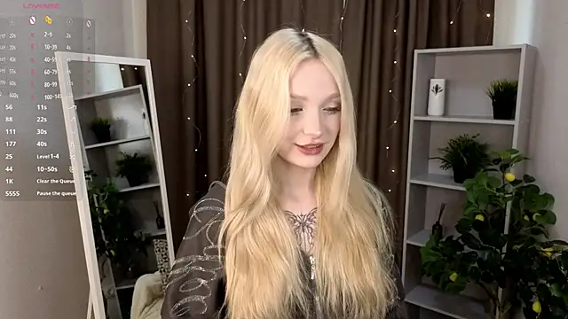 Naughty  Couplles online show from 04.17.26