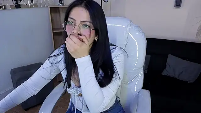 Eliie Ruizz online show from 11.07.25