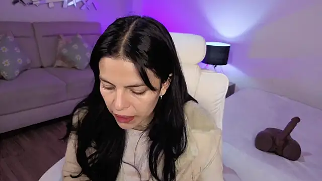 Snapshot of Eliie_Ruizz chatting on 04.30.26 Eliie Ruizz online show from 04.30.26