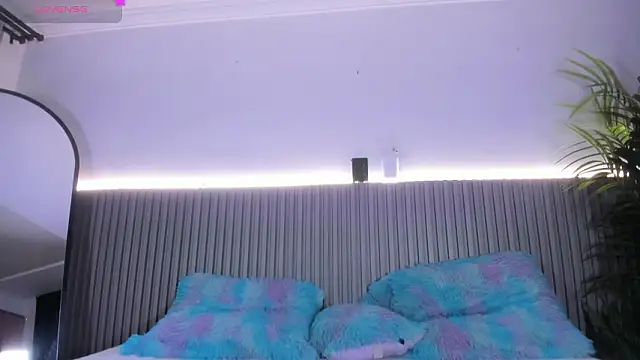 valentina lux online show from 02.11.26