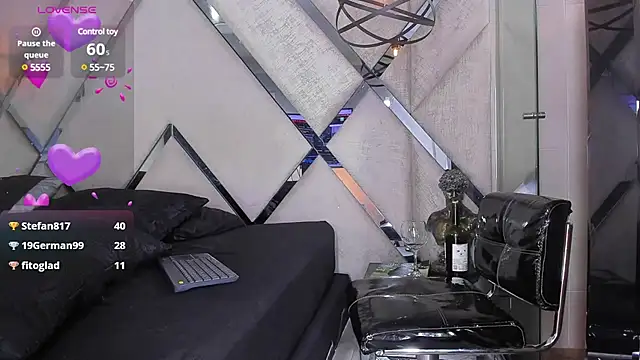 Liah Grey8 online show from 02.23.25