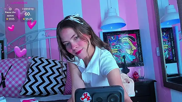 Liah Grey8 online show from 03.15.25