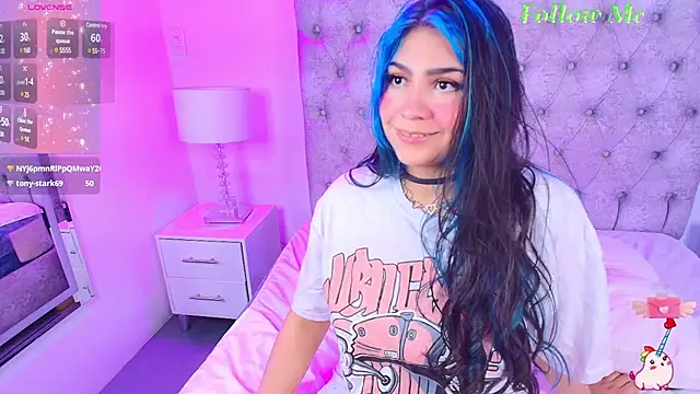 Salem skyler  online show from 03.04.25