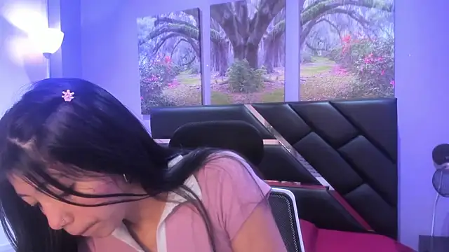 KimberlyVillaLobos online show from 11.25.25