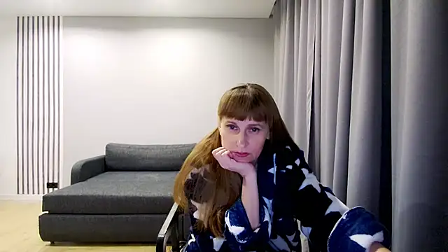 Snapshot of Daniella_Lorente chatting on 12.15.24 Daniella Lorente online show from 12.15.24