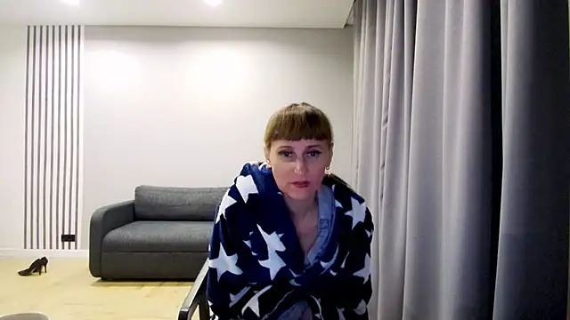 Snapshot of Daniella_Lorente chatting on 02.11.25 Daniella Lorente online show from 02.11.25