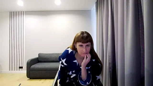 Snapshot of Daniella_Lorente chatting on 02.28.25 Daniella Lorente online show from 02.28.25