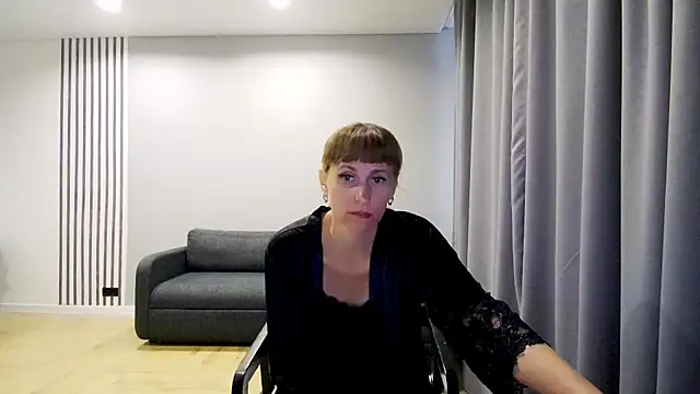 Snapshot of Daniella_Lorente chatting on 03.20.25 Daniella Lorente online show from 03.20.25