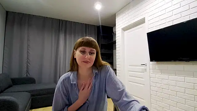 Daniella Lorente online show from 05.15.26