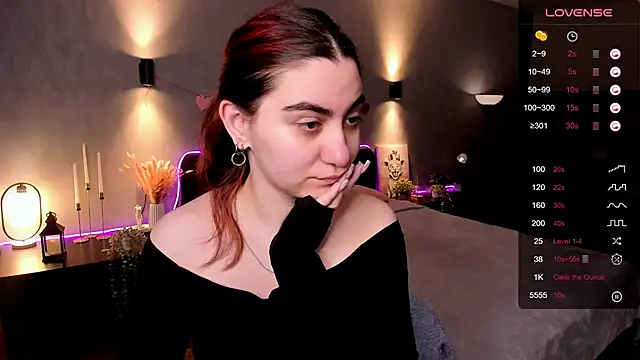 hannacheekss  online show from 03.26.26