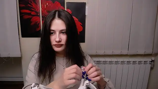 Snapshot of AliceSexyyy_ chatting on 01.14.25 AliceSexyyy online show from 01.14.25