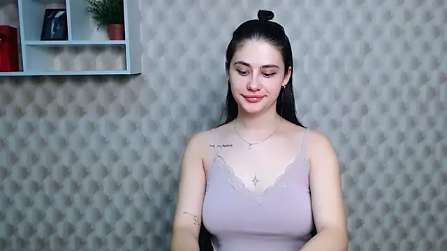 Snapshot of AliceSexyyy_ chatting on 09.13.25 AliceSexyyy online show from 09.13.25