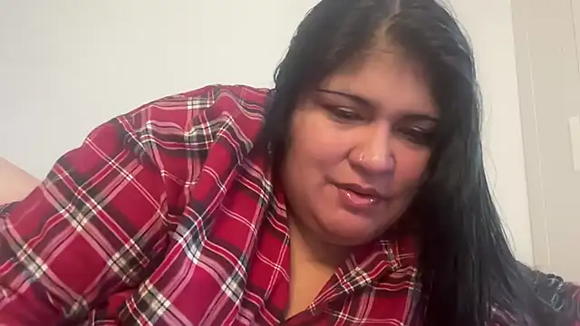 Snapshot of MashaCL chatting on 12.10.24 MashaCL online show from 12.10.24