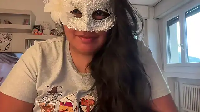 Snapshot of MashaCL chatting on 09.12.25 MashaCL online show from 09.12.25