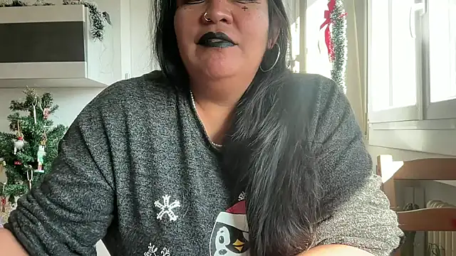 Snapshot of MashaCL chatting on 11.20.25 MashaCL online show from 11.20.25