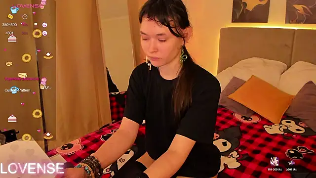 Snapshot of Emily_Strikeee chatting on 02.10.26 Emily Strikeee online show from 02.10.26