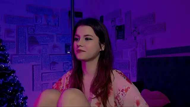 EvaThopson online show from 01.25.25