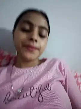 Snapshot of pikubaby chatting on 11.15.25 pikubaby online show from 11.15.25