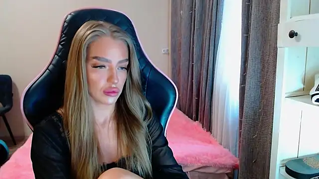 lonely dreamm online show from 02.09.25